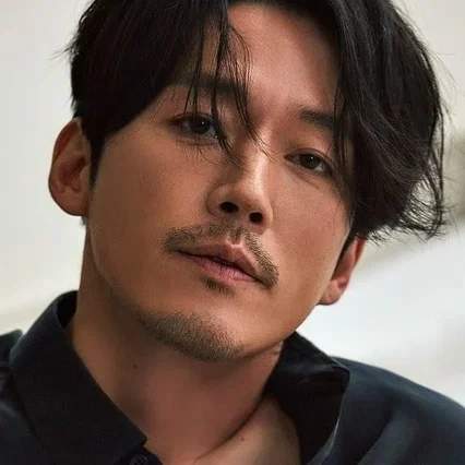  Jang Hyuk