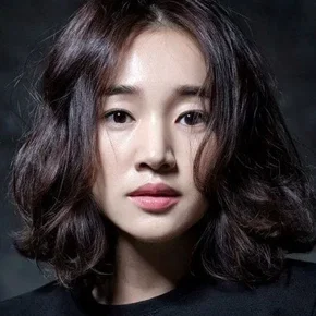 Photo star :  Park Soo-ae