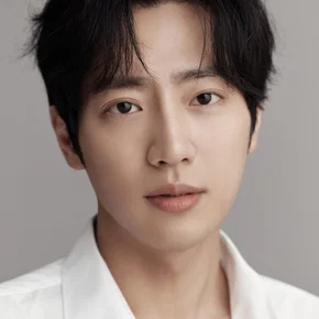 Photo star :  Lee Sang Yeob