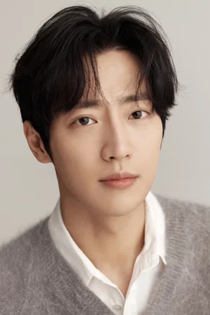  Lee Sang Yeob