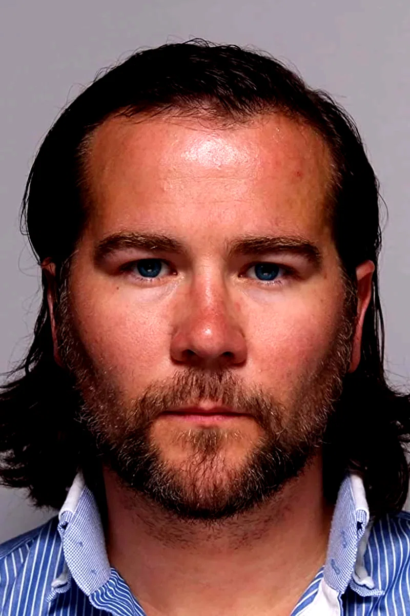  Stuart Brennan