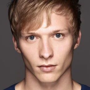 Photo star :  Will Tudor