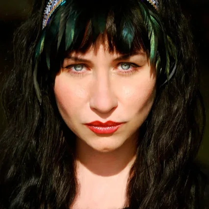  Elissa Dowling