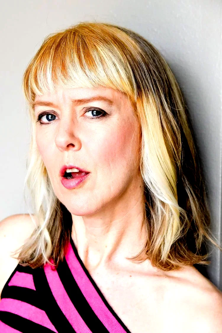  Sally Mullins