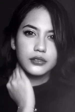  Pevita Pearce