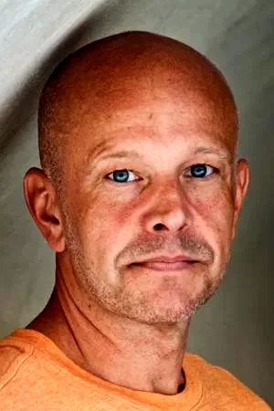 Fredrik Hallgren