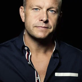 Photo star : Fredrik Hallgren