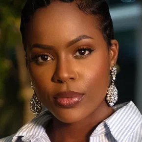 Photo star :  Sophie Tankou
