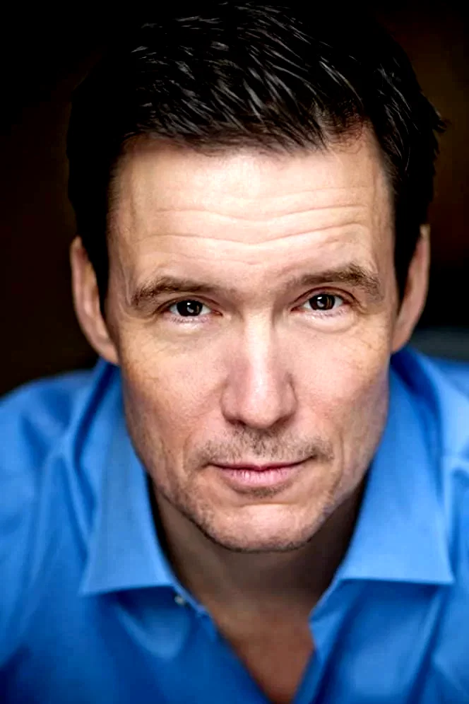 Peter R Brooke
