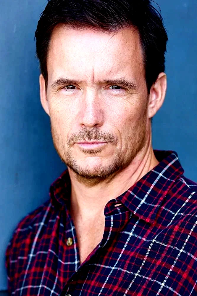 Peter R Brooke