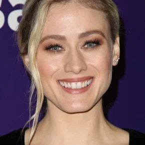 Photo star : Olivia Taylor Dudley