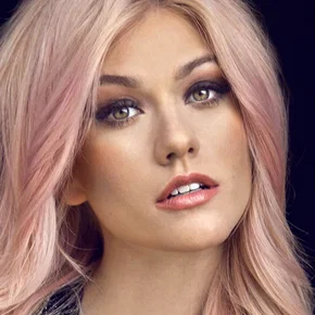 Photo star : Katherine McNamara