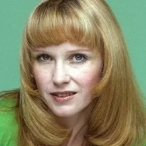  Kathryn Reynolds
