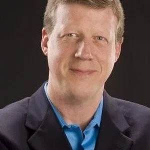  Paul Hynek