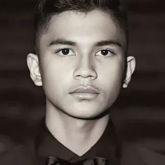  Muzakki Ramdhan