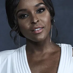 Photo star :  Antoinette Robertson