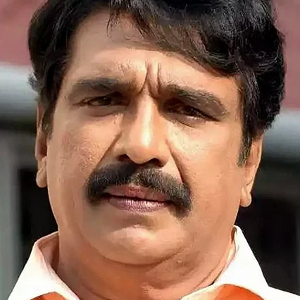  Cochin Haneefa