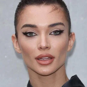 Photo star :  Amy Jackson