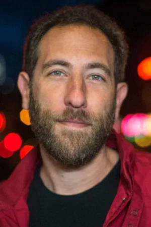  Ari Shaffir