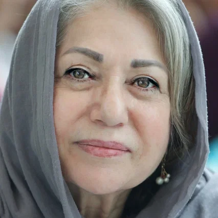  Rakhshan Banietemad