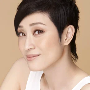 Photo star :  Monica Chan Fat-Yung