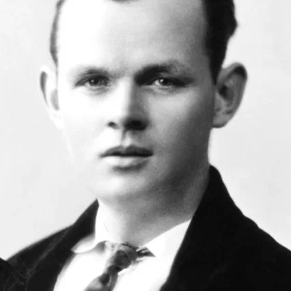  Lawrence Tibbett