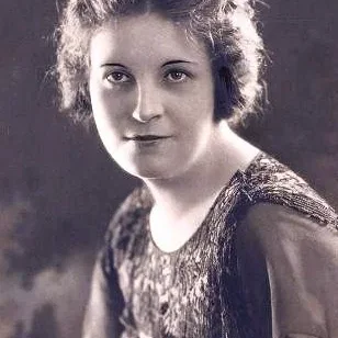  Claudia Coleman