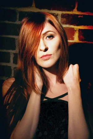  Nomi Abadi photo