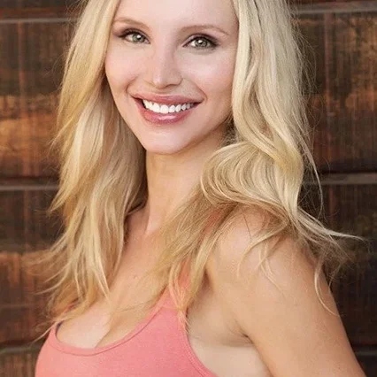  Katya Bakat