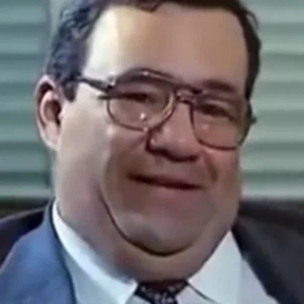  Hassan Hussein