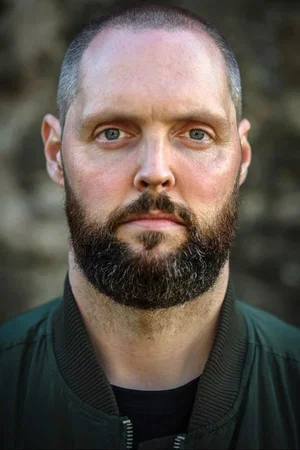 Gareth Morrison photo
