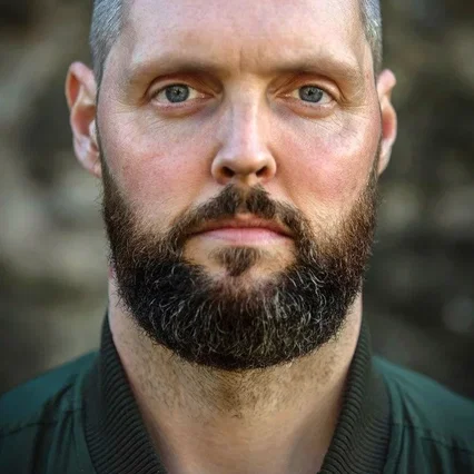  Gareth Morrison