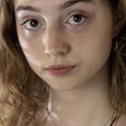  Laura van der Meché