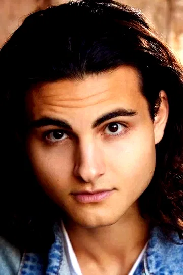  Keanush Tafreshi