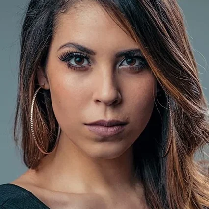  Gigi Saul Guerrero