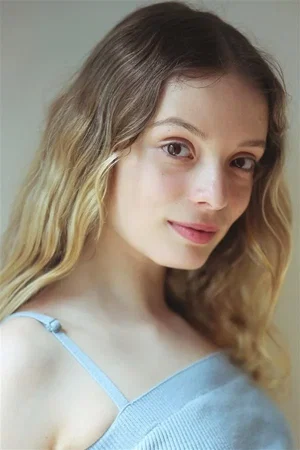  Lisa Delamar photo