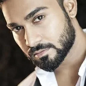 Photo star :  Salman Yusuff Khan