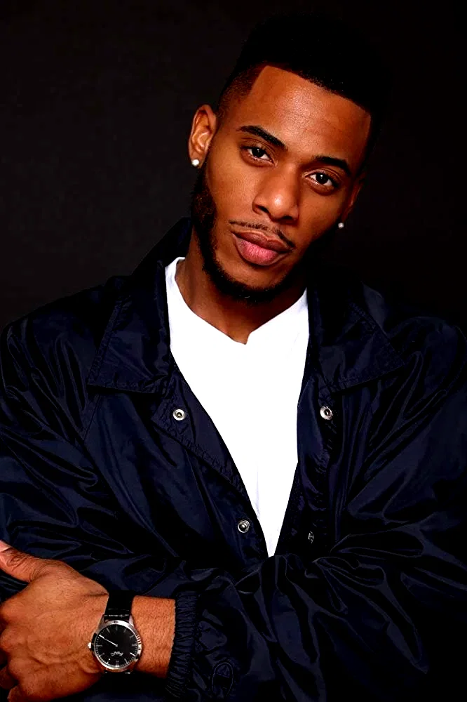  Courtney Burrell