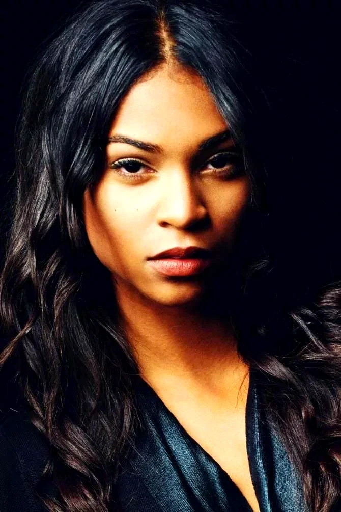 Aeriél Miranda