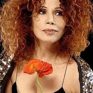  Julia Migenes
