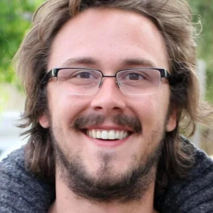  Kyle Newacheck