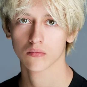 Photo star :  Percy Hynes White