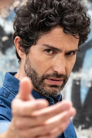  Benny Ibarra