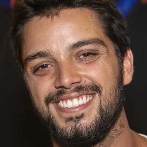 Photo star :  Rodrigo Simas