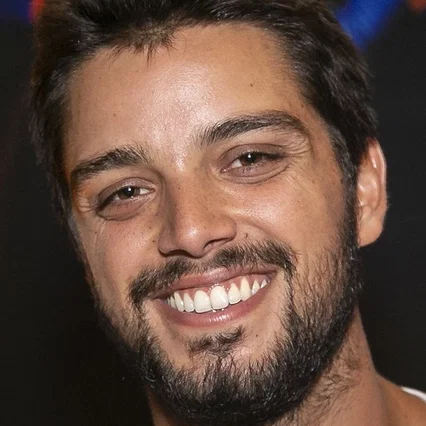  Rodrigo Simas