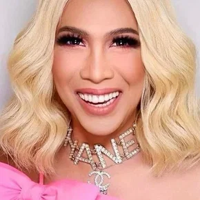 Photo star :  Vice Ganda