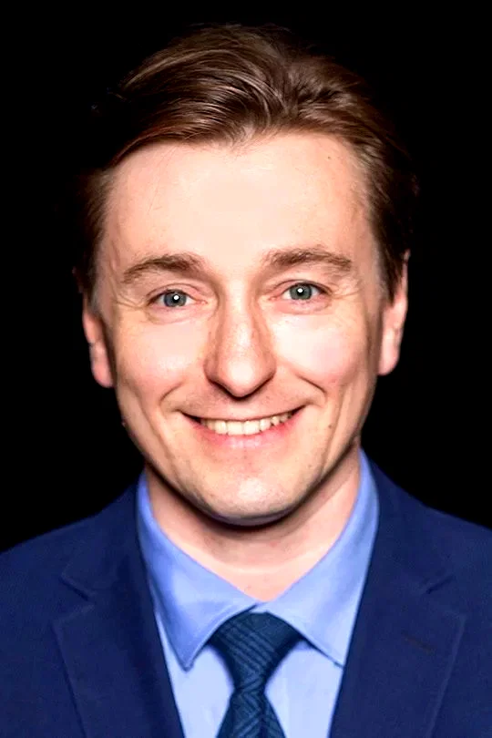  Сергей Безруков