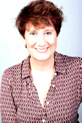  Esperanza Elipe