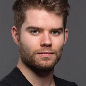 Photo star :  Ethan Taylor