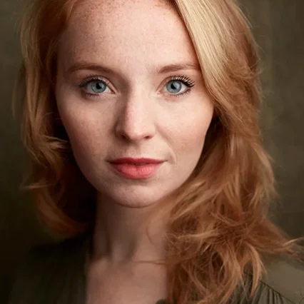  Michaela Longden